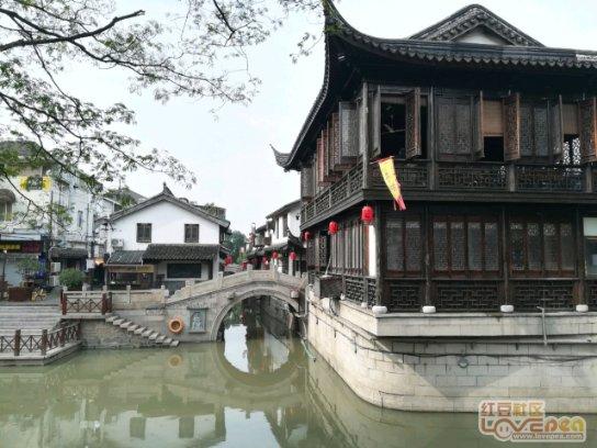 【原油内外盘套利追踪1.25】SC盘面持仓量有所增加，市场信心逐渐在回暖